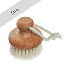 Laden Sie das Bild in den Galerie-Viewer, GESICHTSBÜRSTE für Gesicht, Hals und Dekolleté - runde Form - zwei Varianten